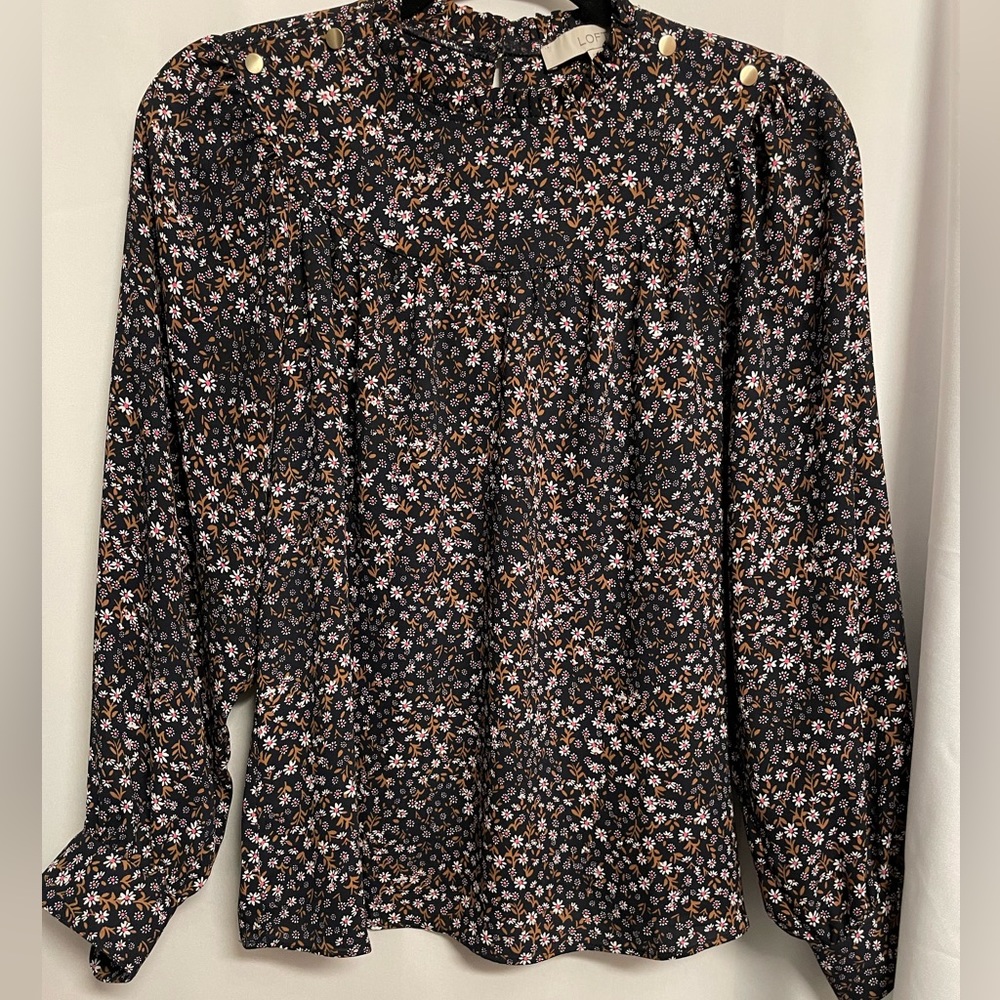 Loft ruffle collar blouse, floral print w/ gold button details, size S